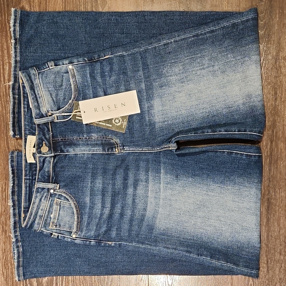 NWT! RISEN HIGH RISE TUMMY CONTROL WIDE LEG JEANS, 12/13 (31) - Picture 5 of 14